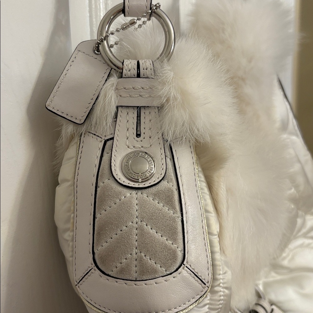 Coach Soho 2005-VINTAGE-“Ski Bunny” Hobo w/Rabbit Fur Trim - Picture 12 of 16